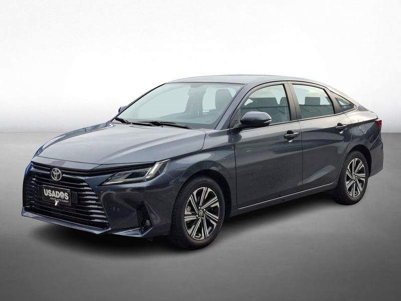 Toyota YARIS 1.5 E SEDAN MT 2026