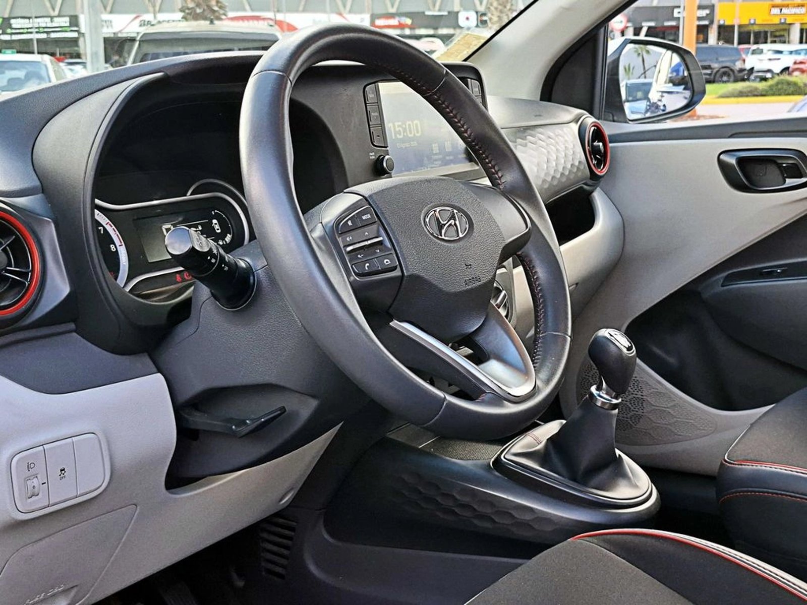 Hyundai GRAND I10 1.2 PLUS 4X2 SDN MT 4P 2022 - Imagen 9 de 18