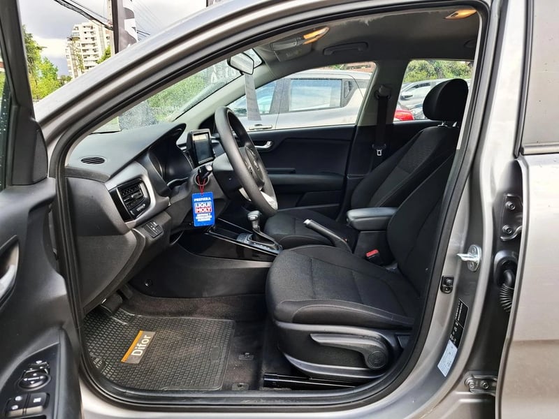 Kia RIO 5 1.4 2021 - Imagen 11 de 20