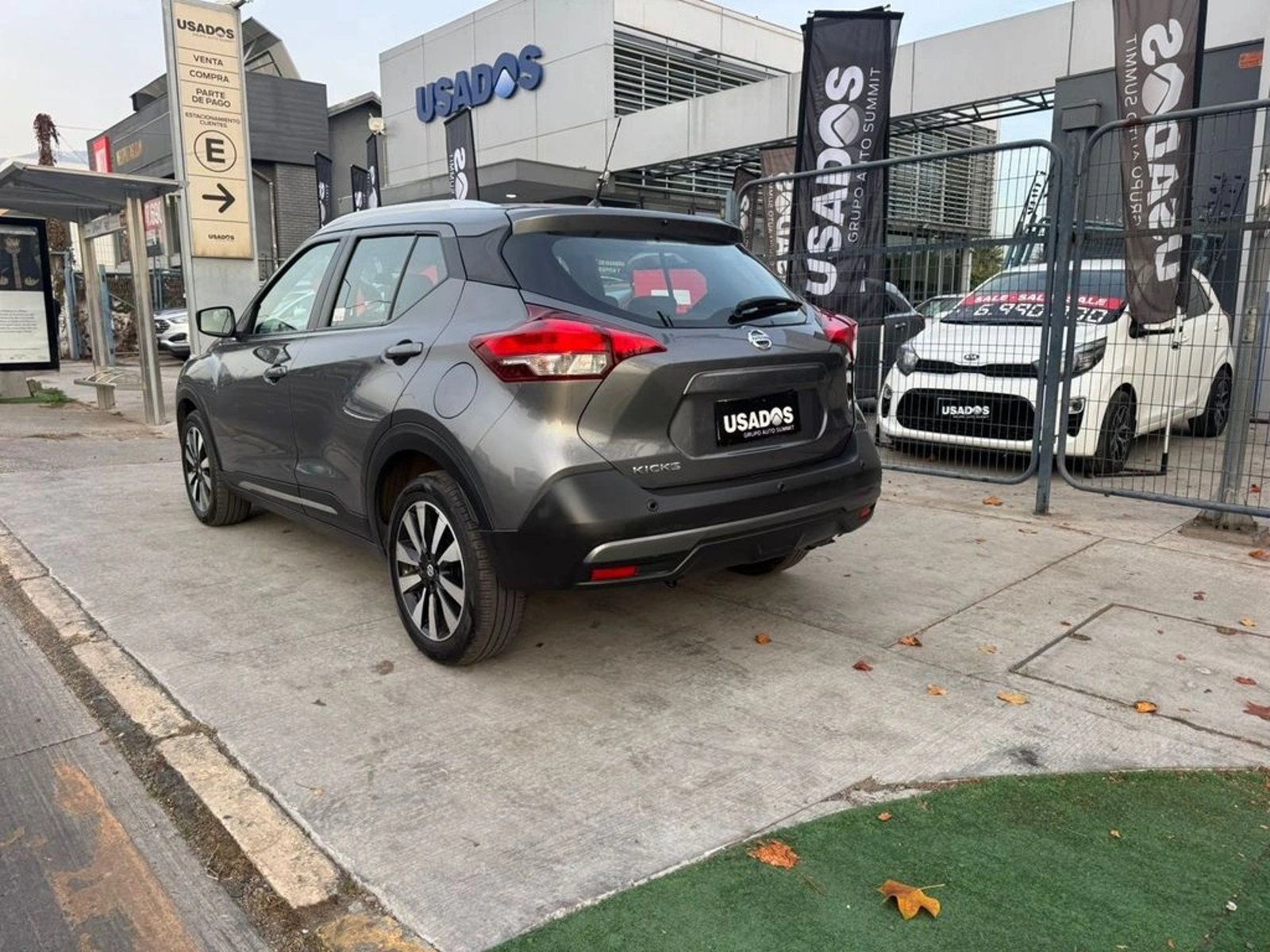 NISSAN KICKS 1.6 SENSE 4X2 MT 5P 2020 - Imagen 6 de 12