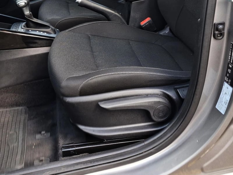 Kia RIO 5 1.4 2021 - Imagen 12 de 20