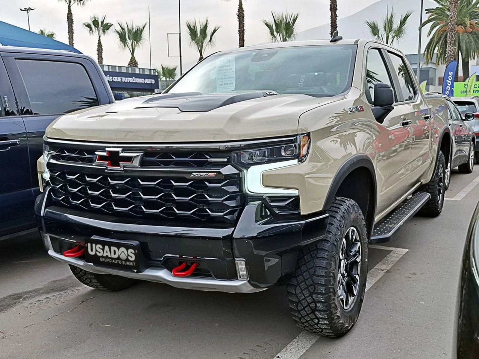 Chevrolet SILVERADO ZR2 6.2 4X4 AT 2023 - Foto 2 de 20