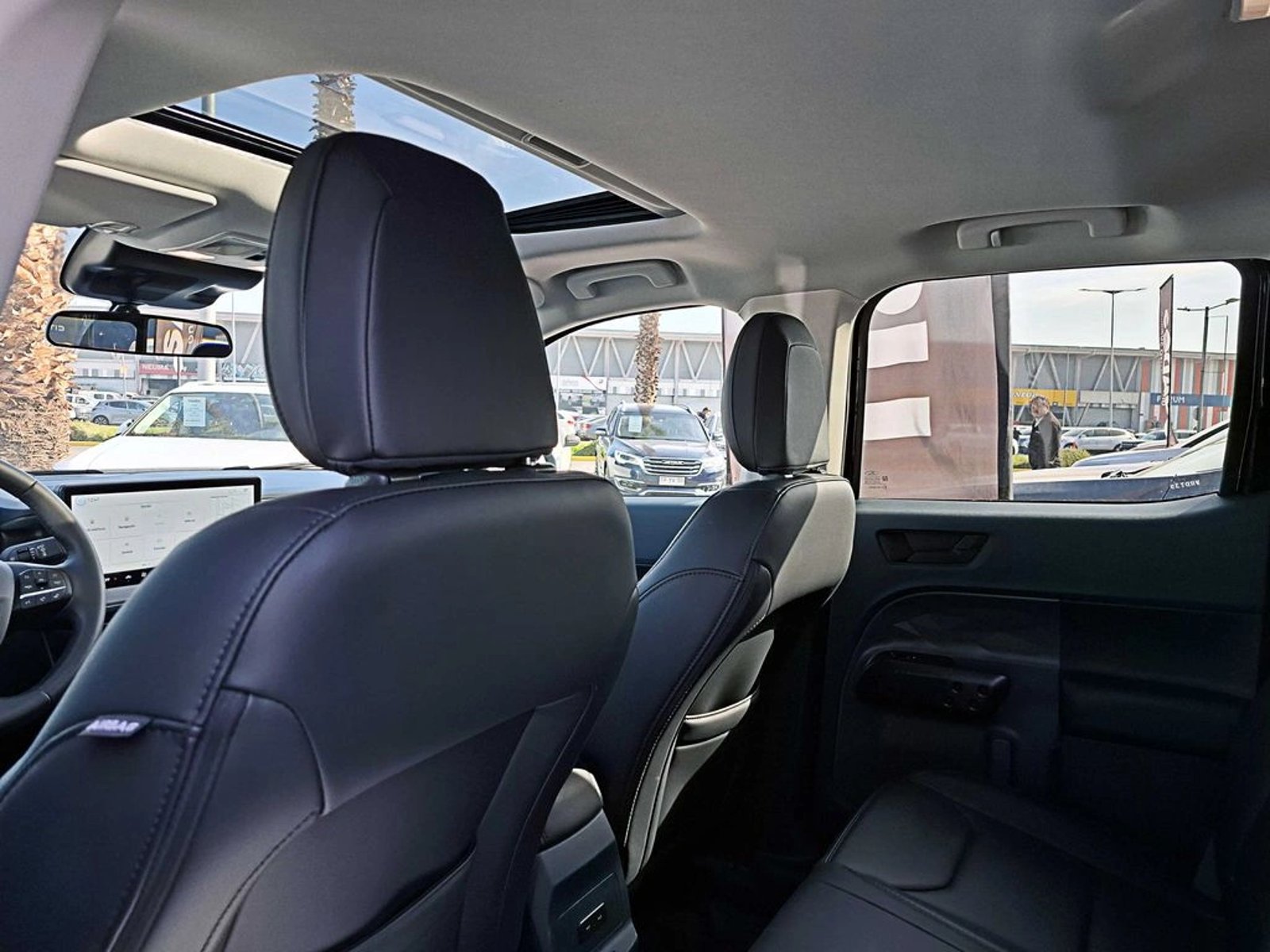 Ford MAVERICK LARIAT BLACK AT 4X4 2026 - Imagen 12 de 19
