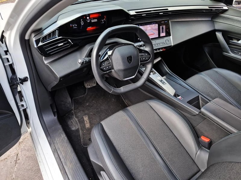 Peugeot 308 1.5 2023 - Imagen 15 de 20