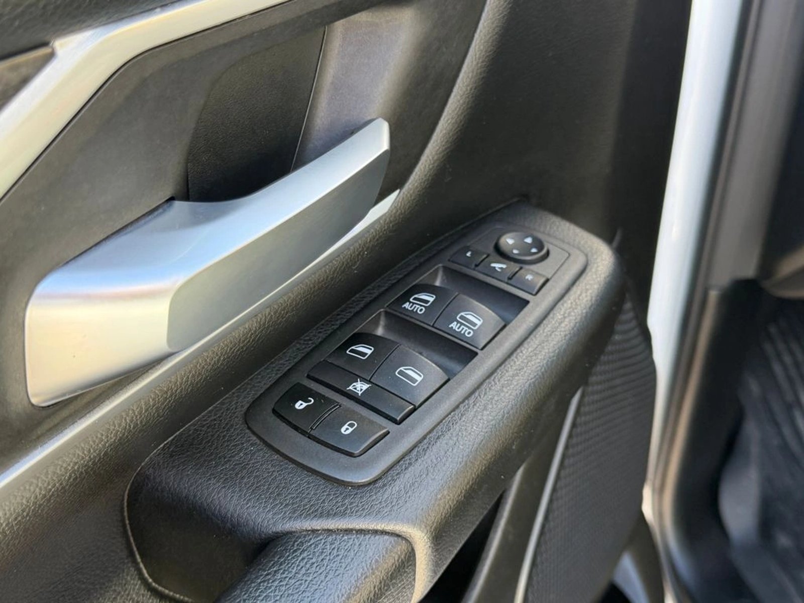 RAM 1500 3.6 BIG HORN E-TORQUE 4X4 CREW CAB AT 4P 2023 - Imagen 20 de 20