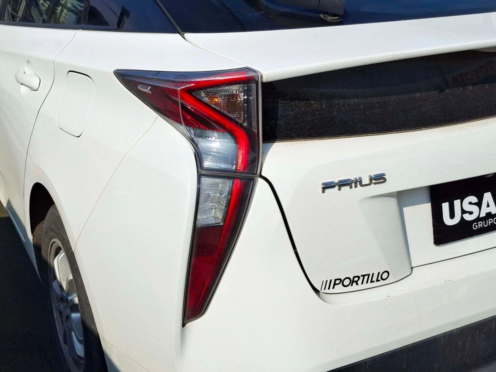 Toyota PRIUS 1.5 HIBRIDO AUT 2018 - Imagen 12 de 20