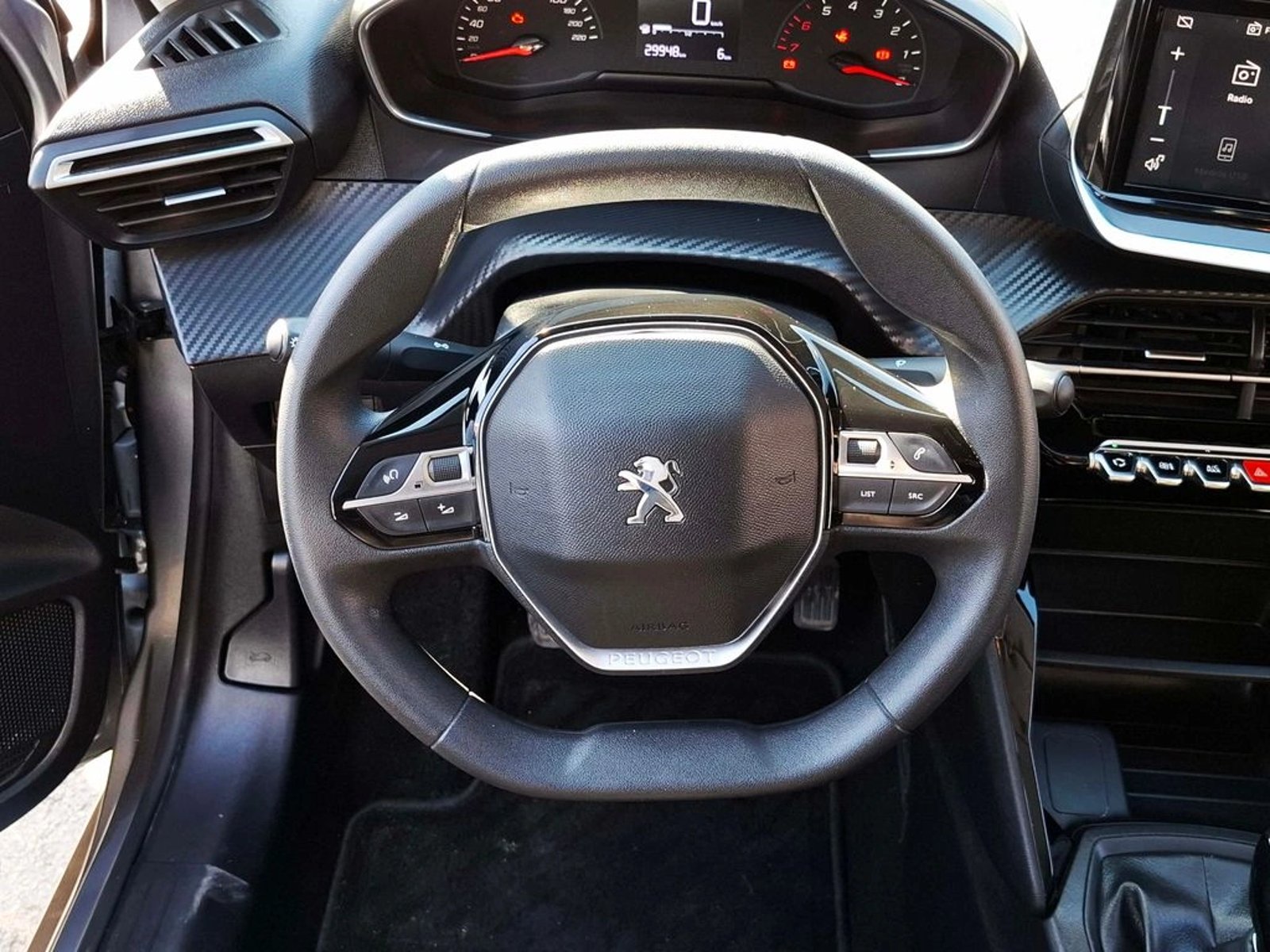 Peugeot 208 1.2 PURETECH STYLE MT 2023 - Imagen 17 de 20