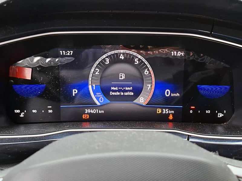Volkswagen T-CROSS 1.0 TSI HIGHLINE AT 2024 - Imagen 13 de 16