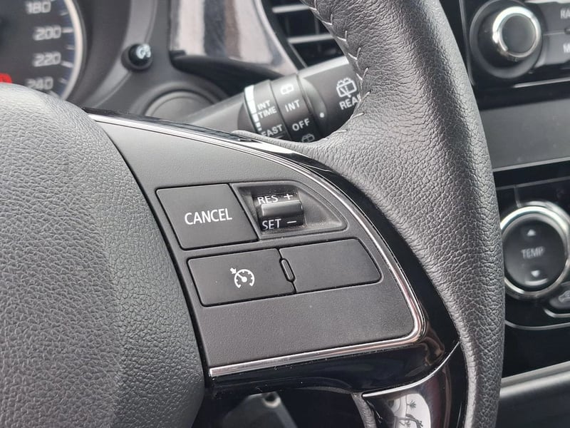 Mitsubishi OUTLANDER 2.0 GLS MT 2019 - Imagen 14 de 16