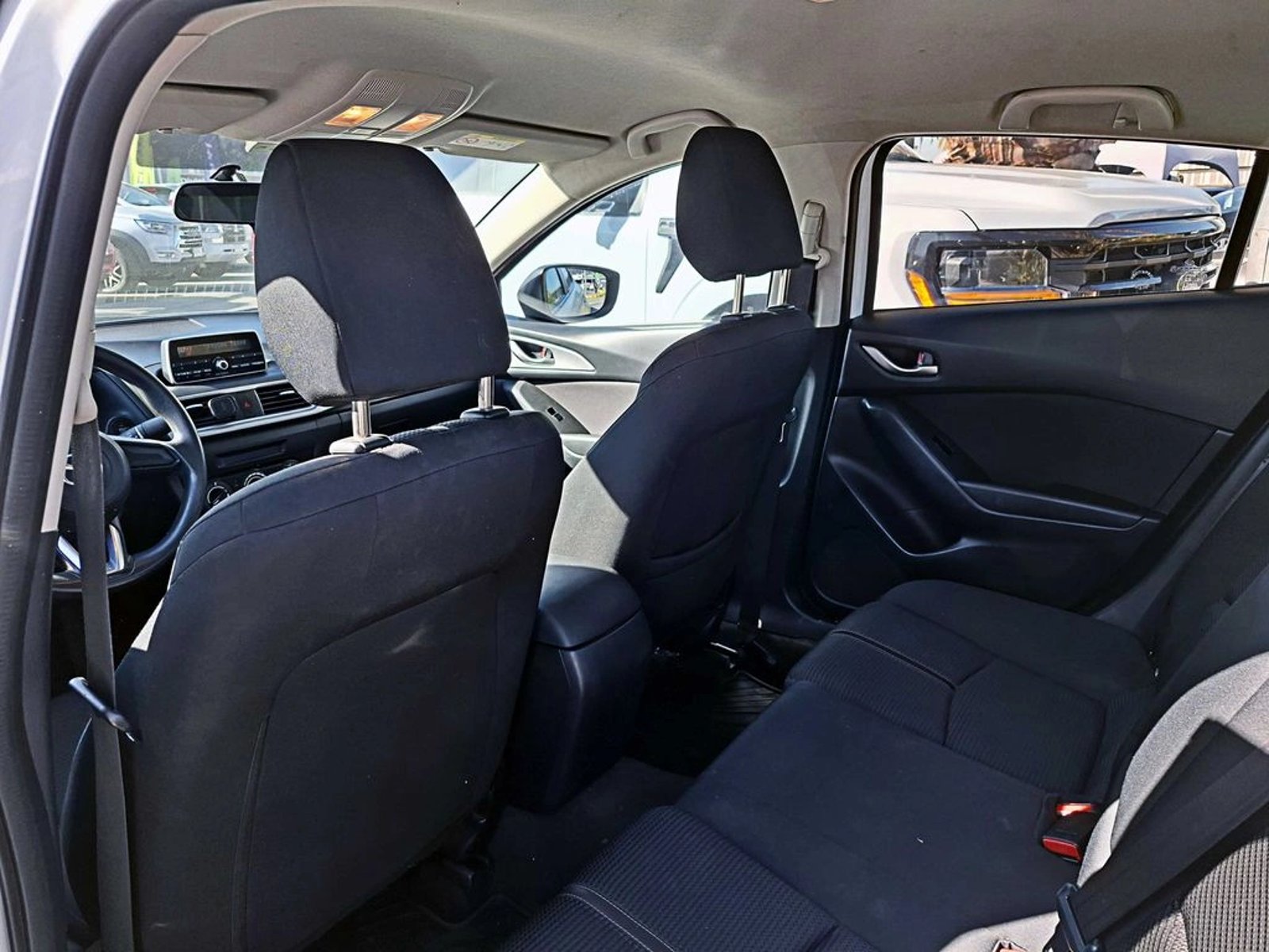 MAZDA 3 SEDAN 1.6 MT 2019 - Imagen 13 de 13