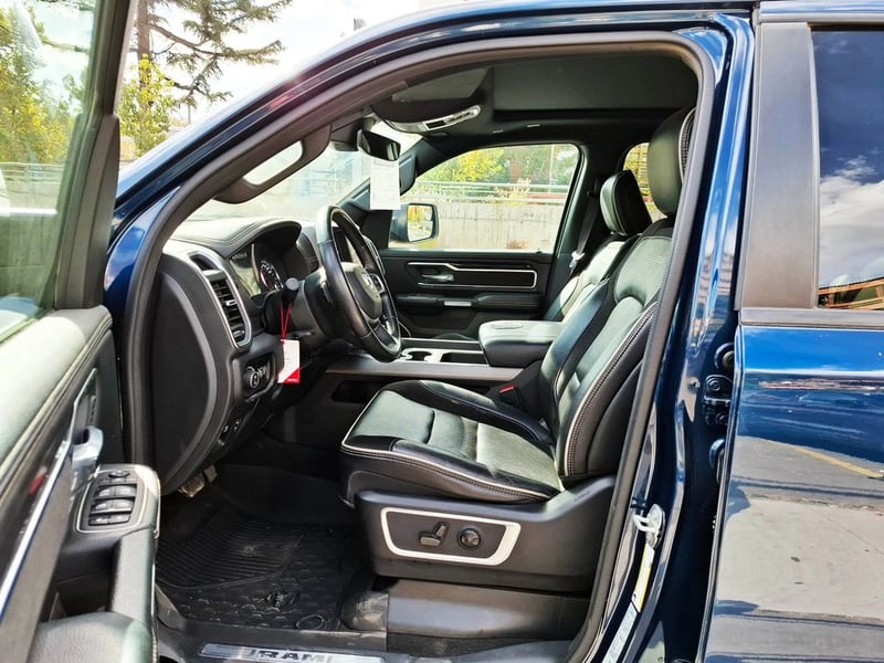 RAM 1500 5.7 LARAMIE SPORT CREW CAB AT 4X4 2023 - Imagen 17 de 20
