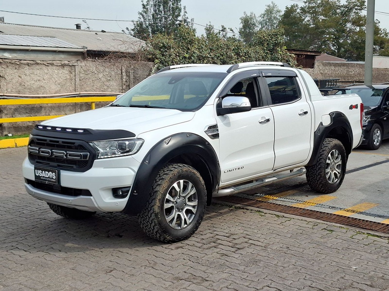 Ford RANGER LIMITED 3.2 4X4 DIESEL AT 4P 2023 - Foto 2 de 20