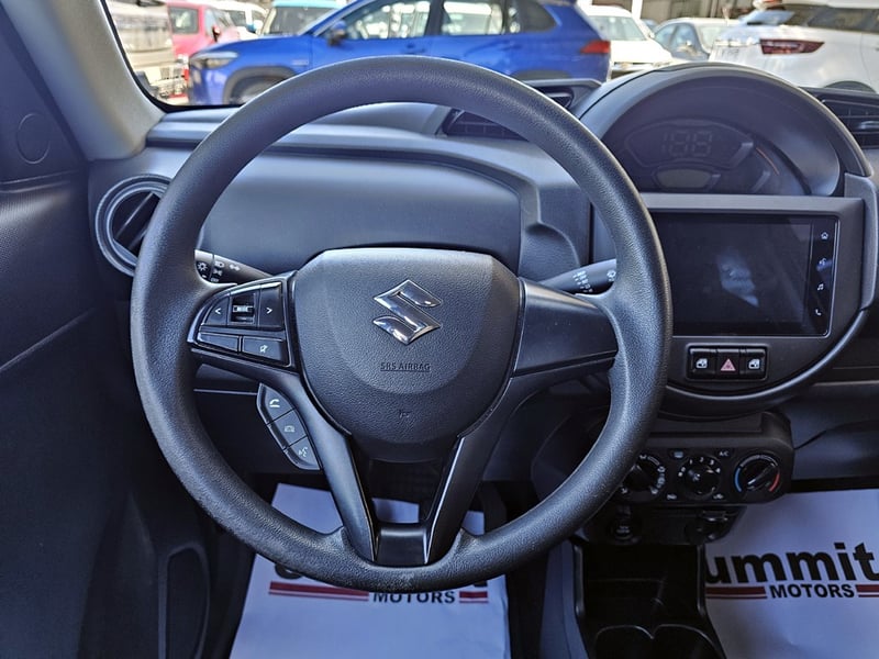 Suzuki S-PRESSO 1.0 GLX 2024 - Imagen 19 de 20