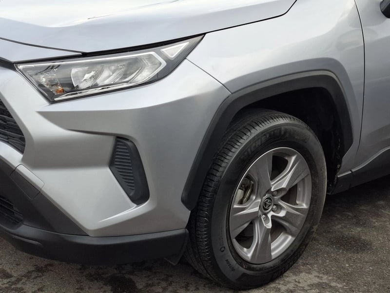 Toyota RAV4 LE 2.0 2024 - Imagen 4 de 20