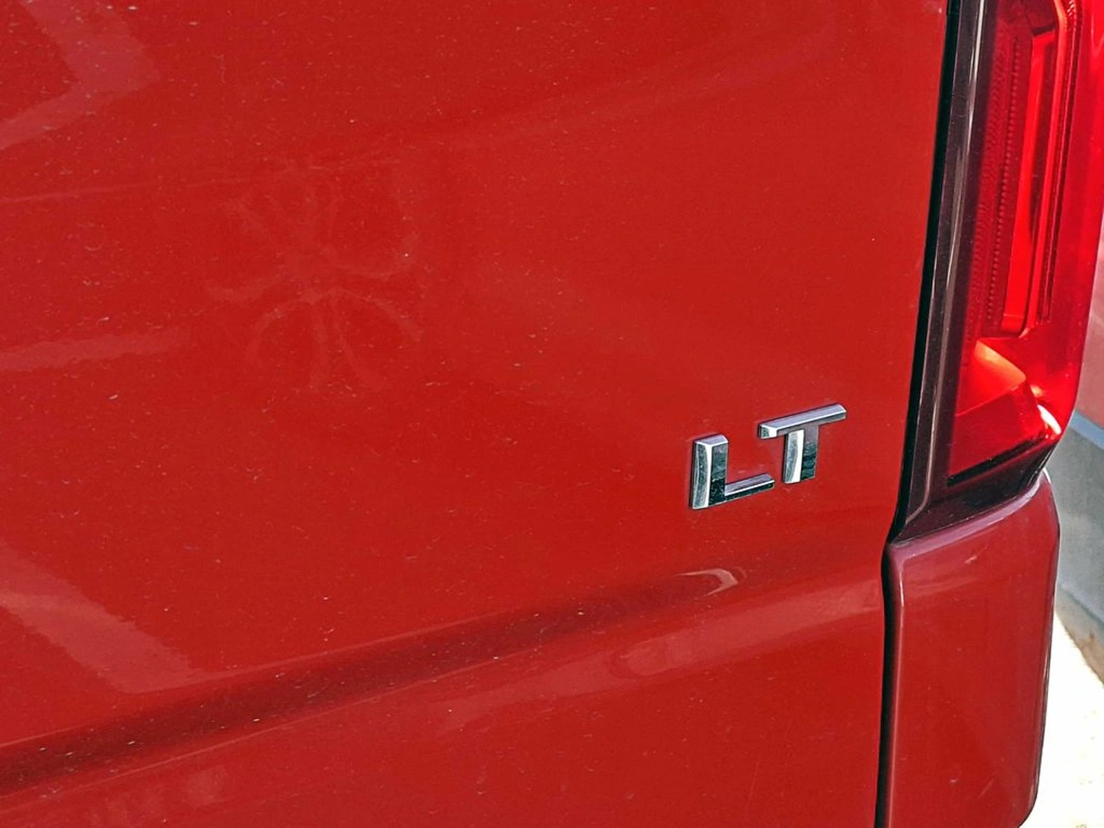 Chevrolet SILVERADO 5.3 LT TRAIL BOSS Z71 4X4 AT 4P 2023 - Imagen 7 de 18