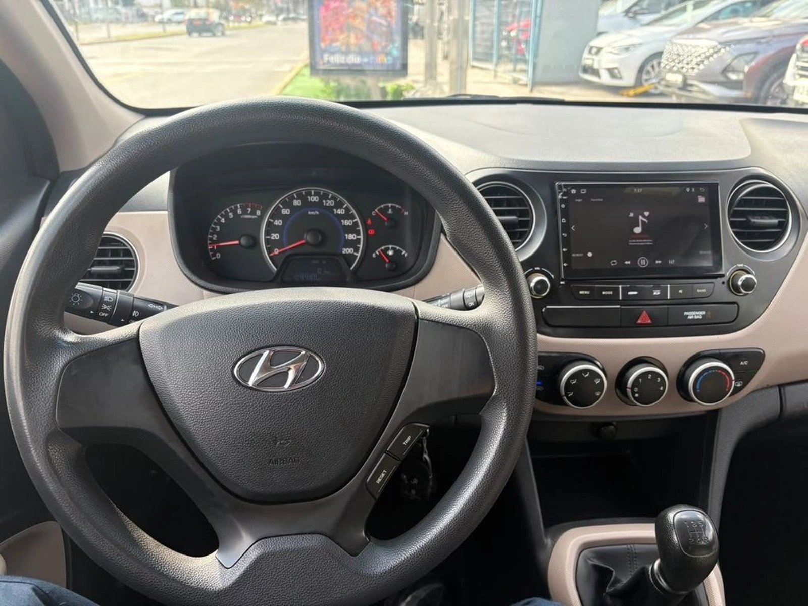 Hyundai GRAND I10 1.2 GLS 2017 - Imagen 5 de 10