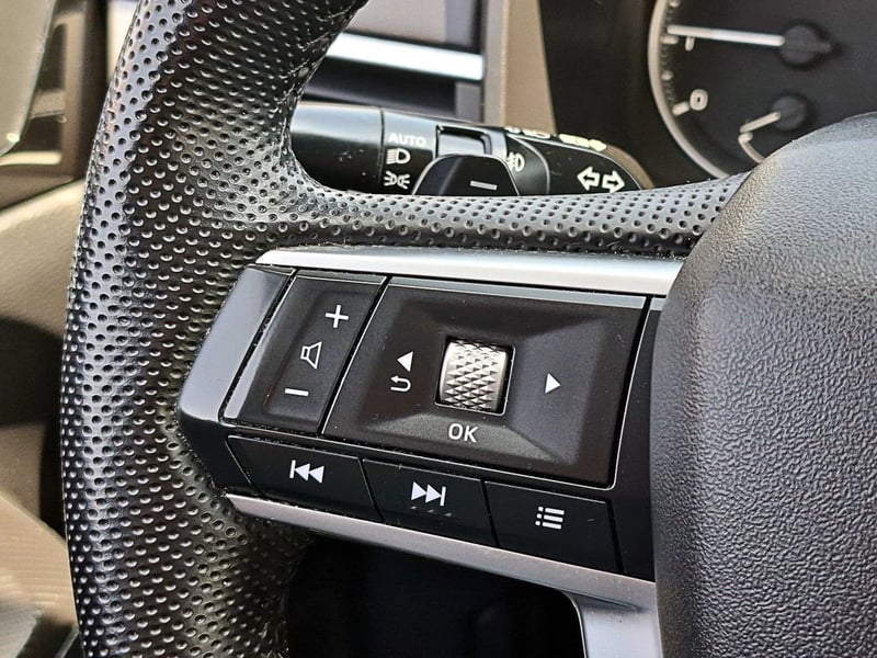 Mitsubishi OUTLANDER 2.5 GLS AT 4X4 2023 - Imagen 13 de 17
