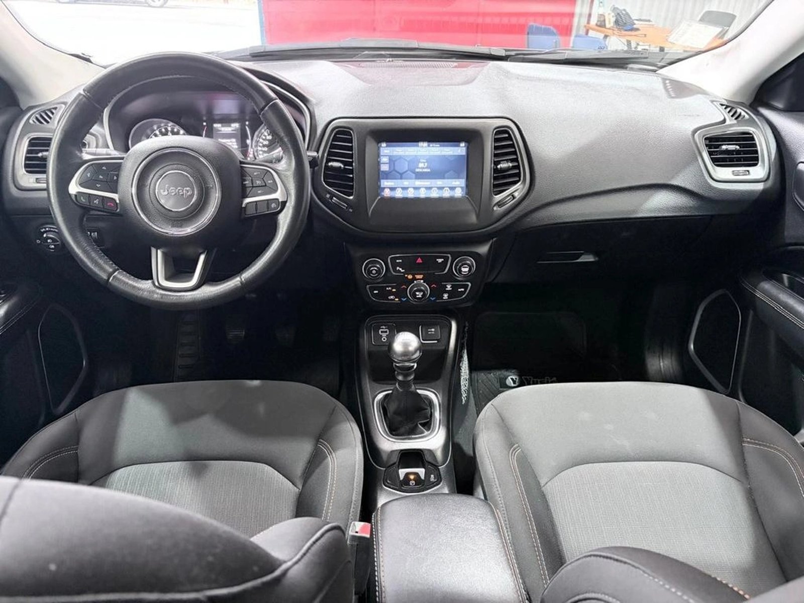 JEEP COMPASS 2.4 LONGITUDE AT 2021 - Imagen 15 de 16