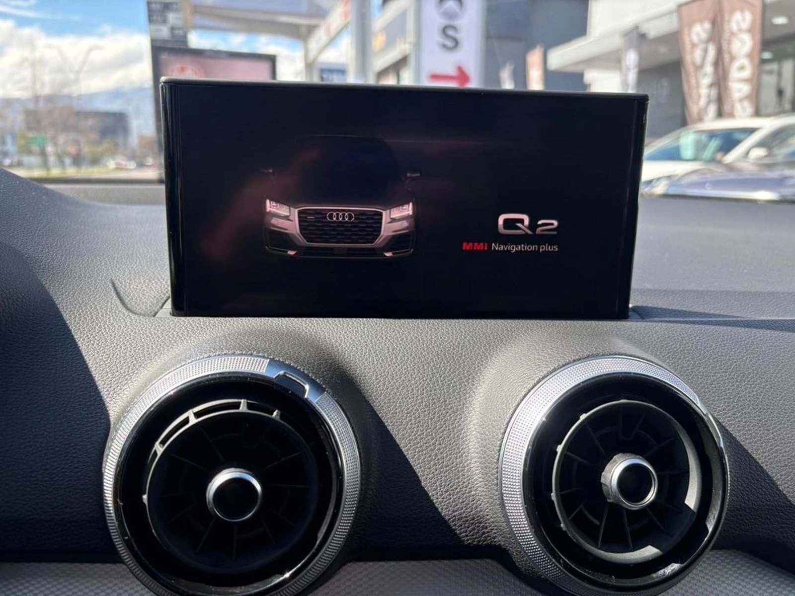 Audi Q2 1.4 PI 35 TFSI AT 2021 - Imagen 9 de 11