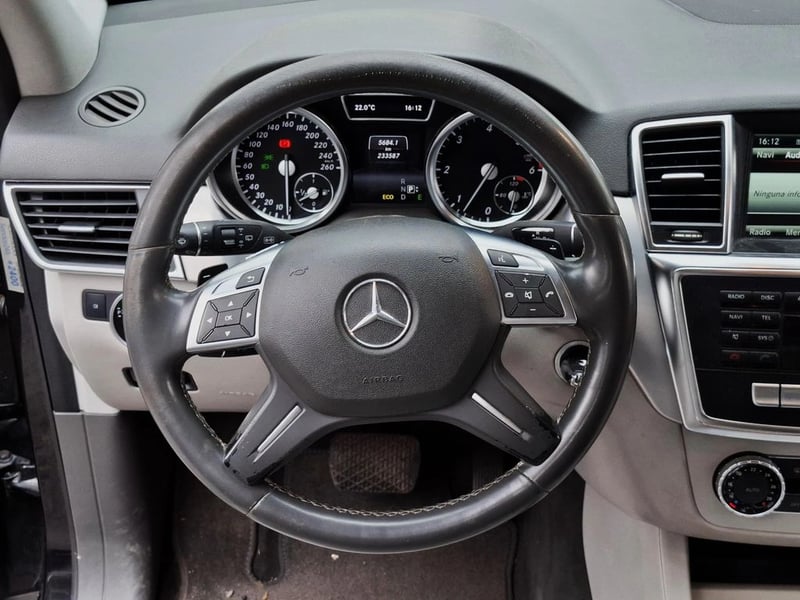 Mercedes-Benz ML 250 2.1 2014 - Imagen 18 de 20