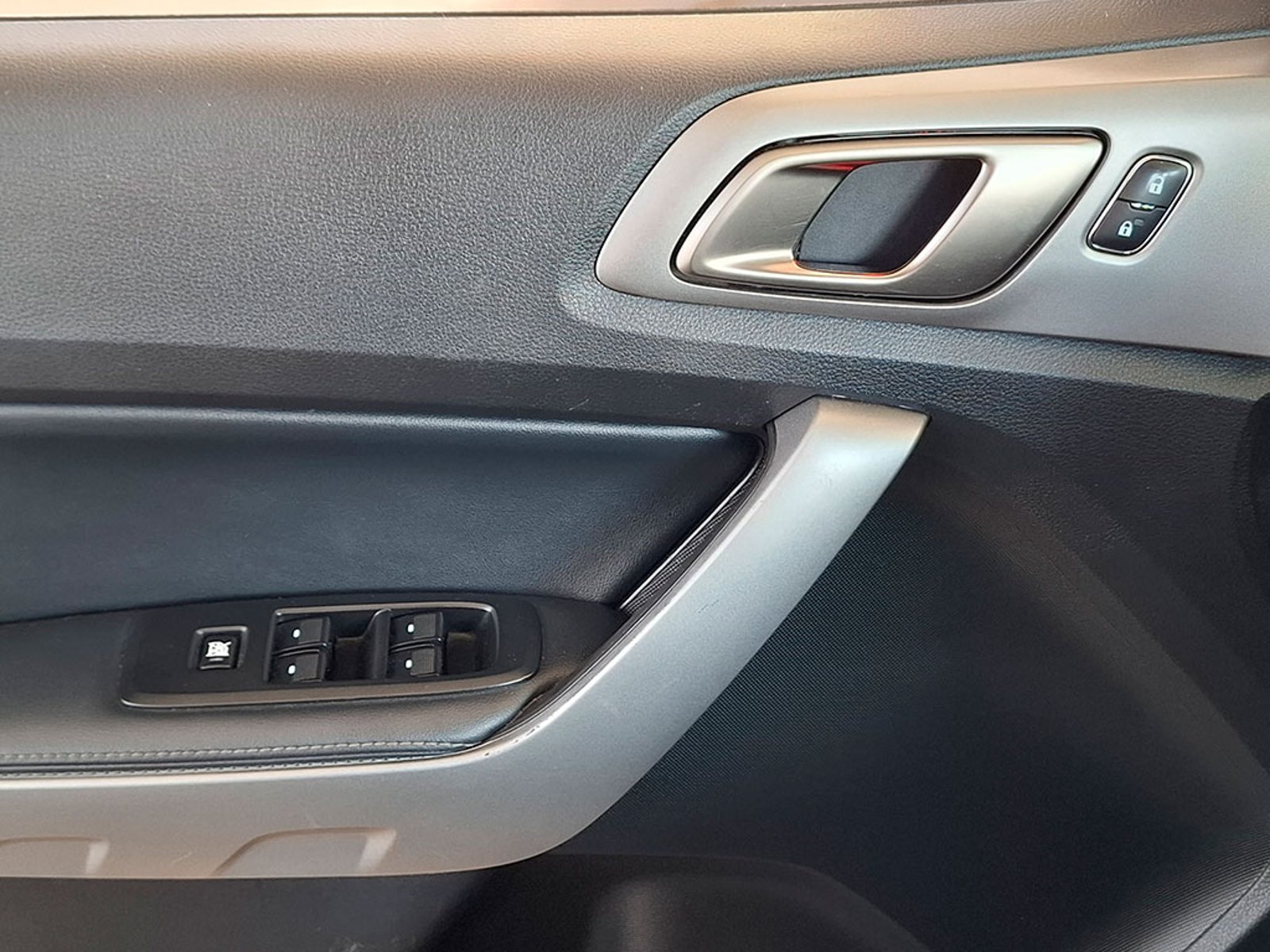 FORD RANGER LIMITED 2.5 MT 2021 - Imagen 20 de 20