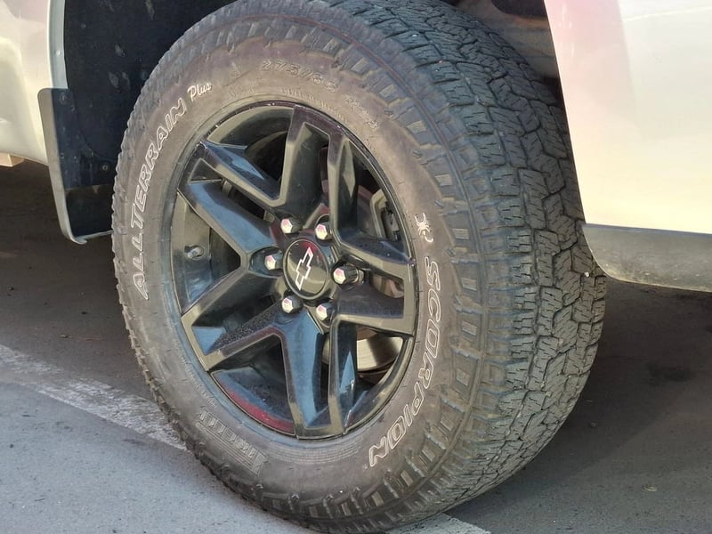 Chevrolet SILVERADO 5.3 CC LT TRAILBOSS Z71 AT 4X4 2021 - Imagen 4 de 18