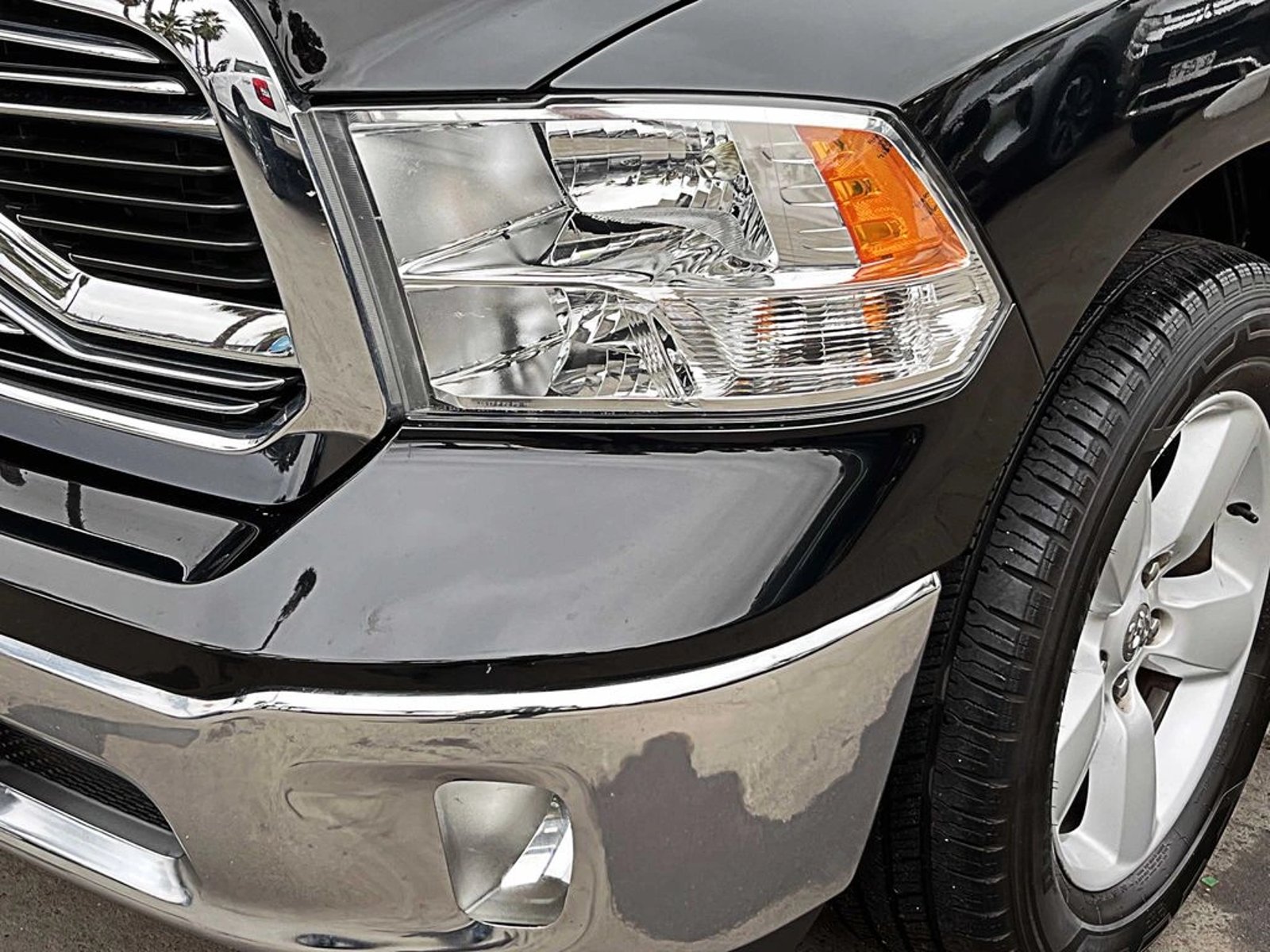 RAM 1500 3.6 CREW CAB SLT AT 4X4 2023 - Foto 4 de 17