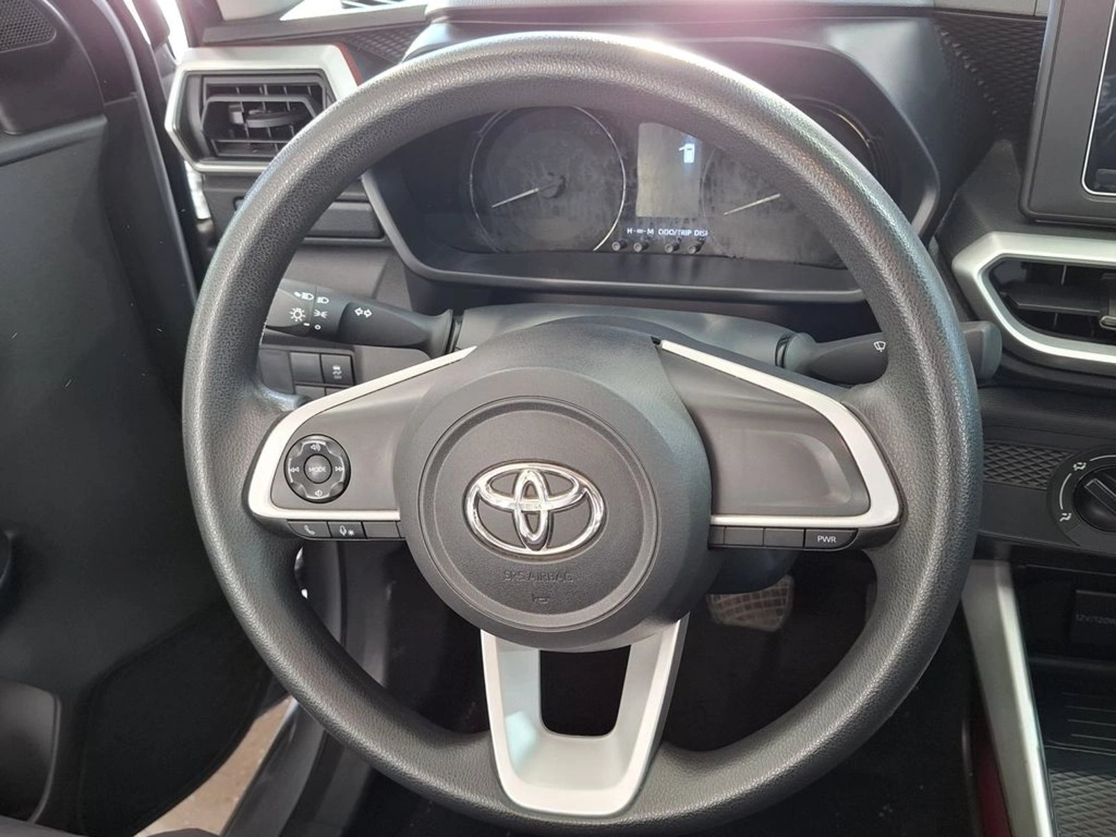 Toyota RAIZE 1.2 E 4X2 AT 5P 2023 - Imagen 11 de 15