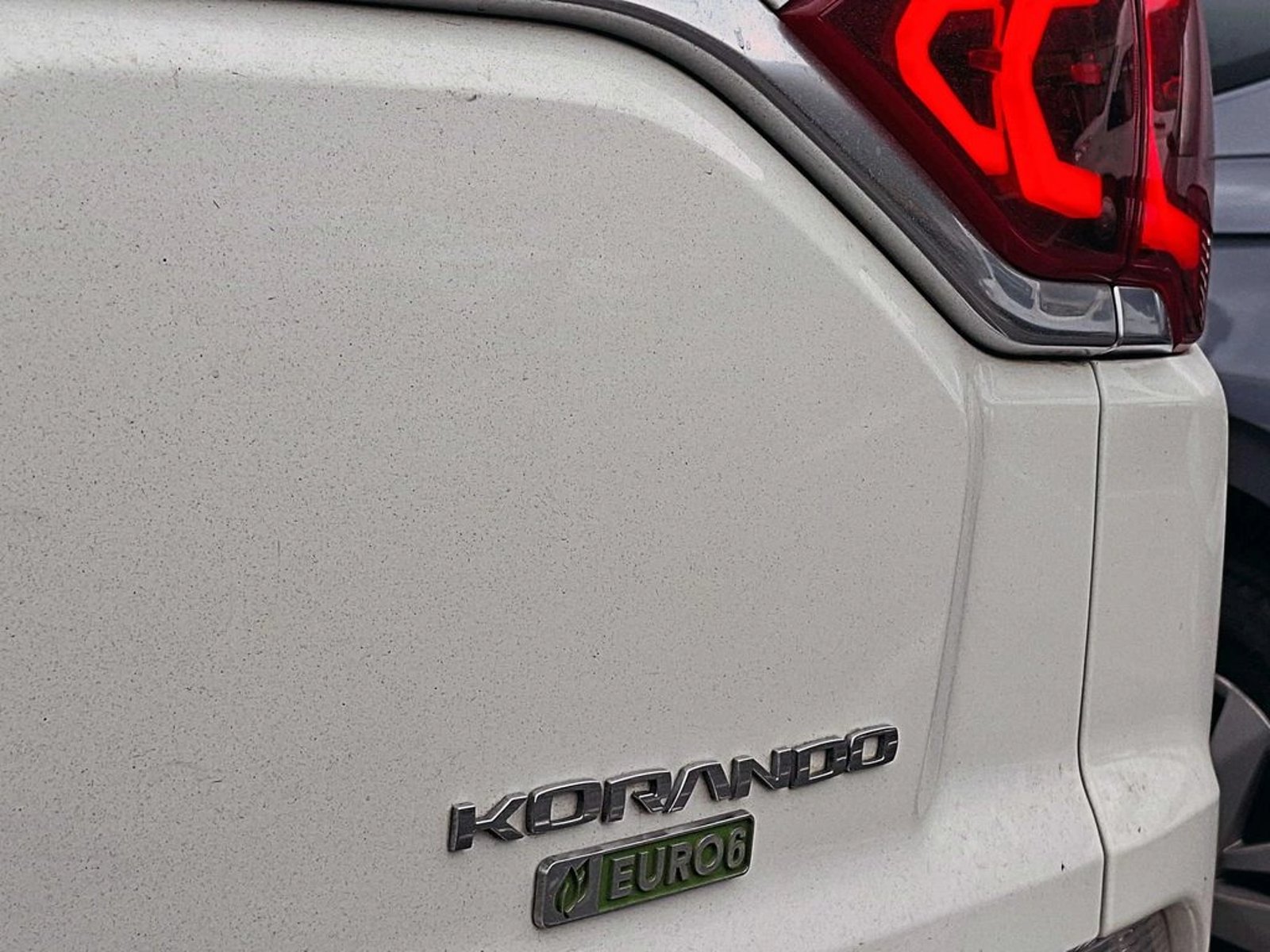 SsangYong KORANDO 1.6 GLX DIESEL 4X2 AT 5P 2023 - Imagen 6 de 7