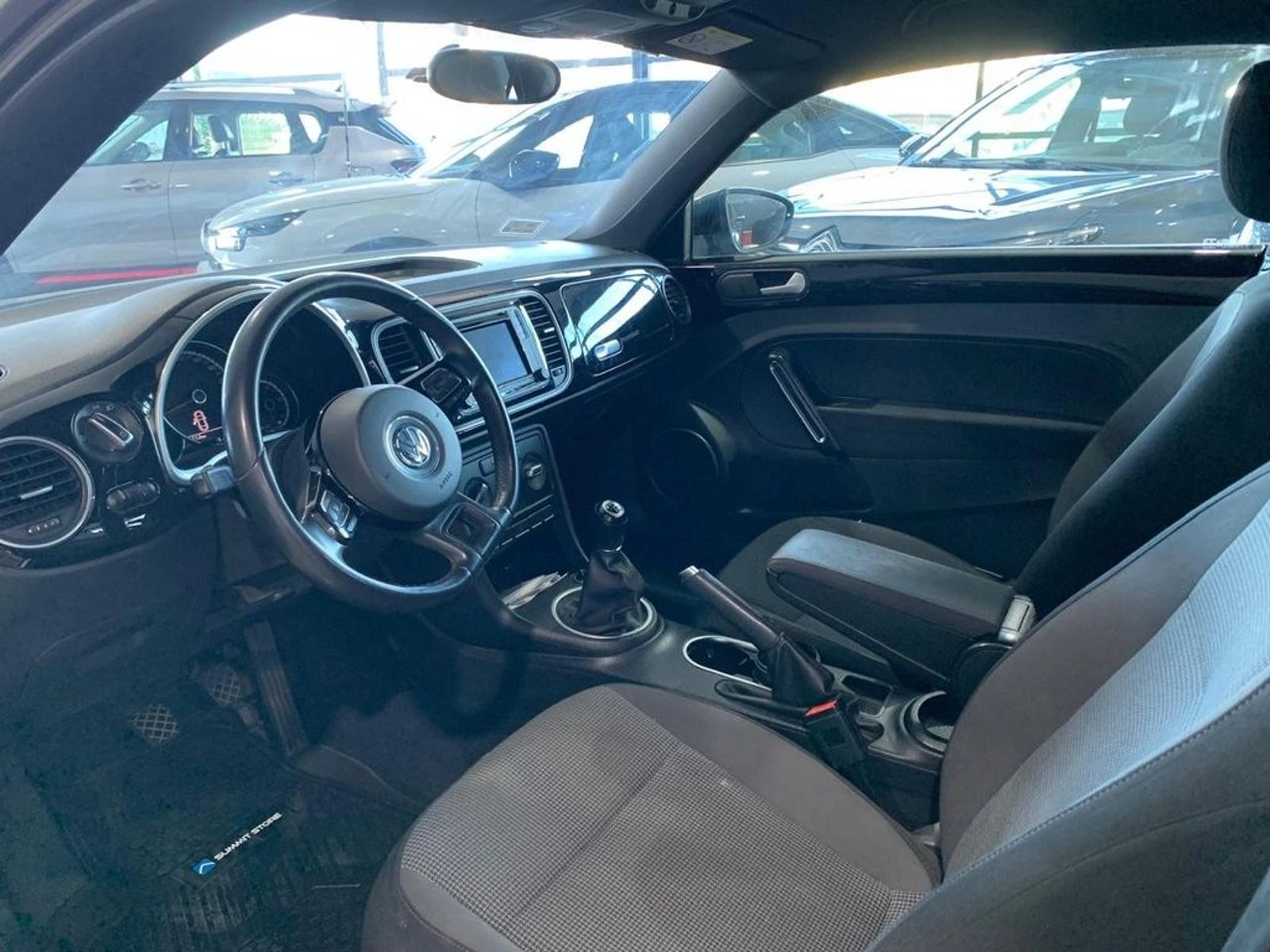 VOLKSWAGEN BEETLE 1.4 MT 2015 - Imagen 10 de 10