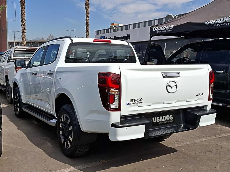Mazda BT-50 2.2 DC HIGH PLUS AT 4X4 DIESEL 2026 - Imagen 4 de 20