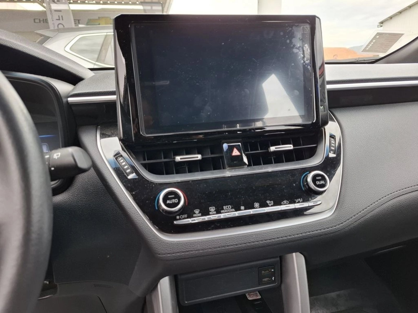 Toyota COROLLA CROSS 2.0 SEG 4X2 CVT AT 5P 2023 - Imagen 19 de 20