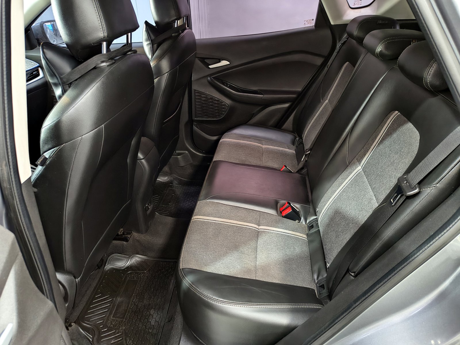 CHEVROLET TRACKER 1.2 LTZ MT 2021 - Imagen 14 de 19
