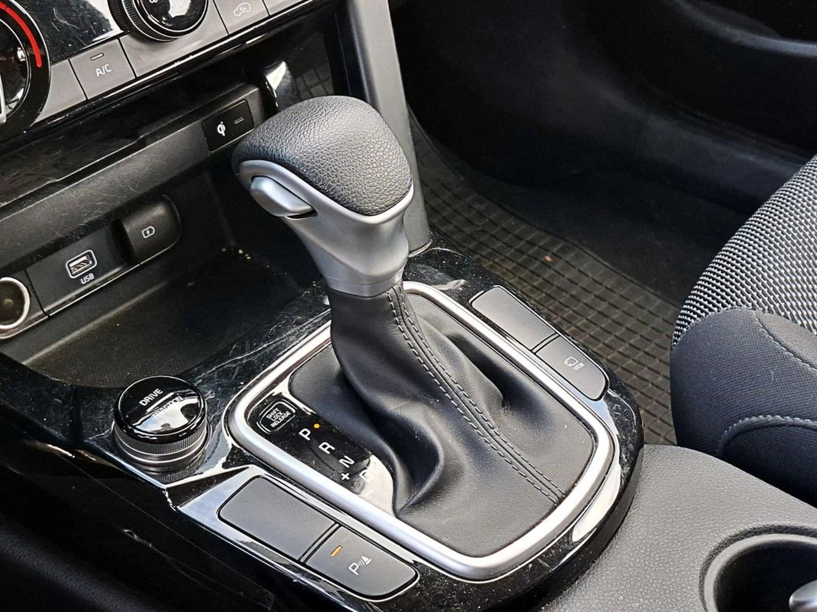 Kia SELTOS 1.6 EX AT 2023 - Imagen 16 de 16