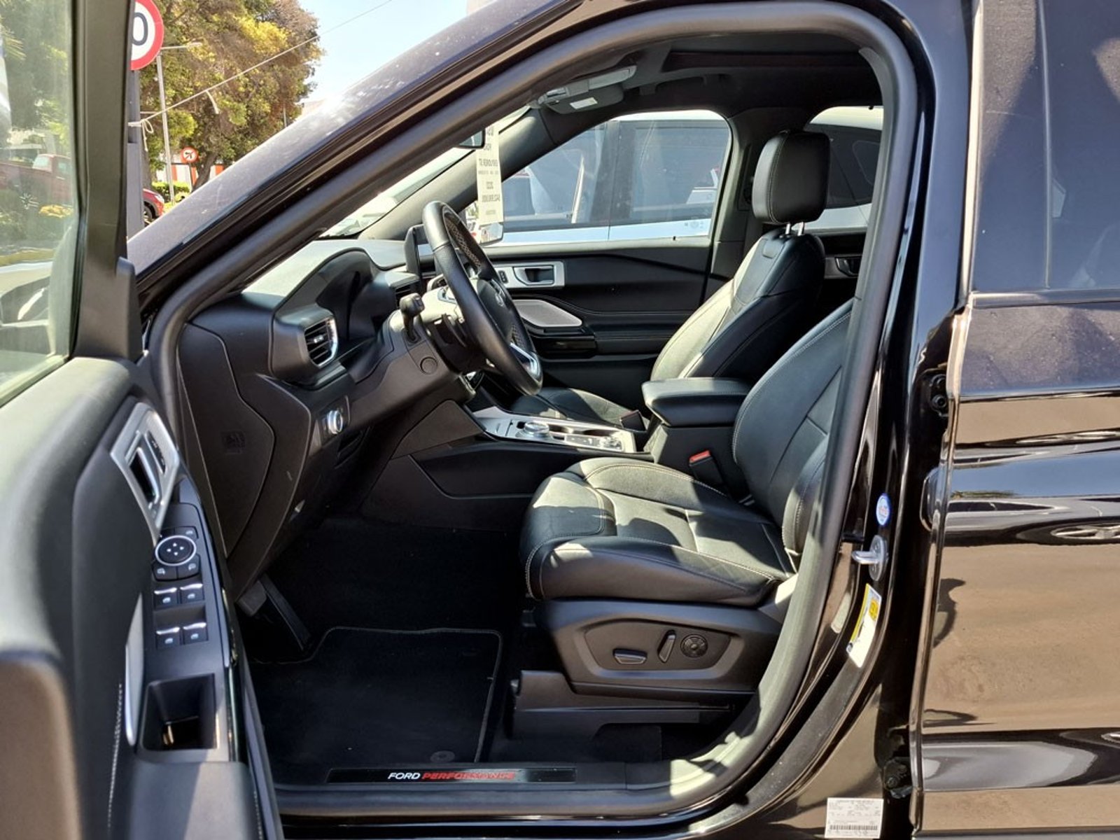 FORD EXPLORER ST 3.0 ECOBOOST 4X4 AT 5P 2023 - Imagen 11 de 20