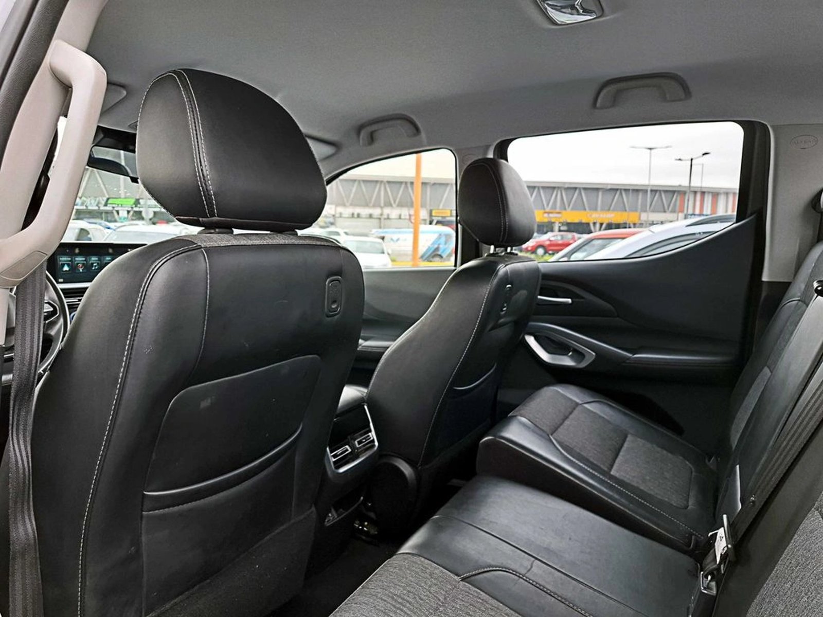 Peugeot LANDTREK 1.9 HDI 4X4 MT 4P 2023 - Imagen 11 de 14