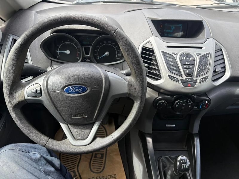 Ford ECOSPORT SE MT 2015 - Imagen 7 de 9