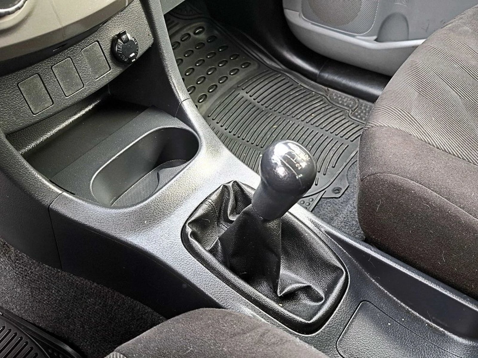 DAIHATSU TERIOS 1.5 MT 2016 - Imagen 15 de 15