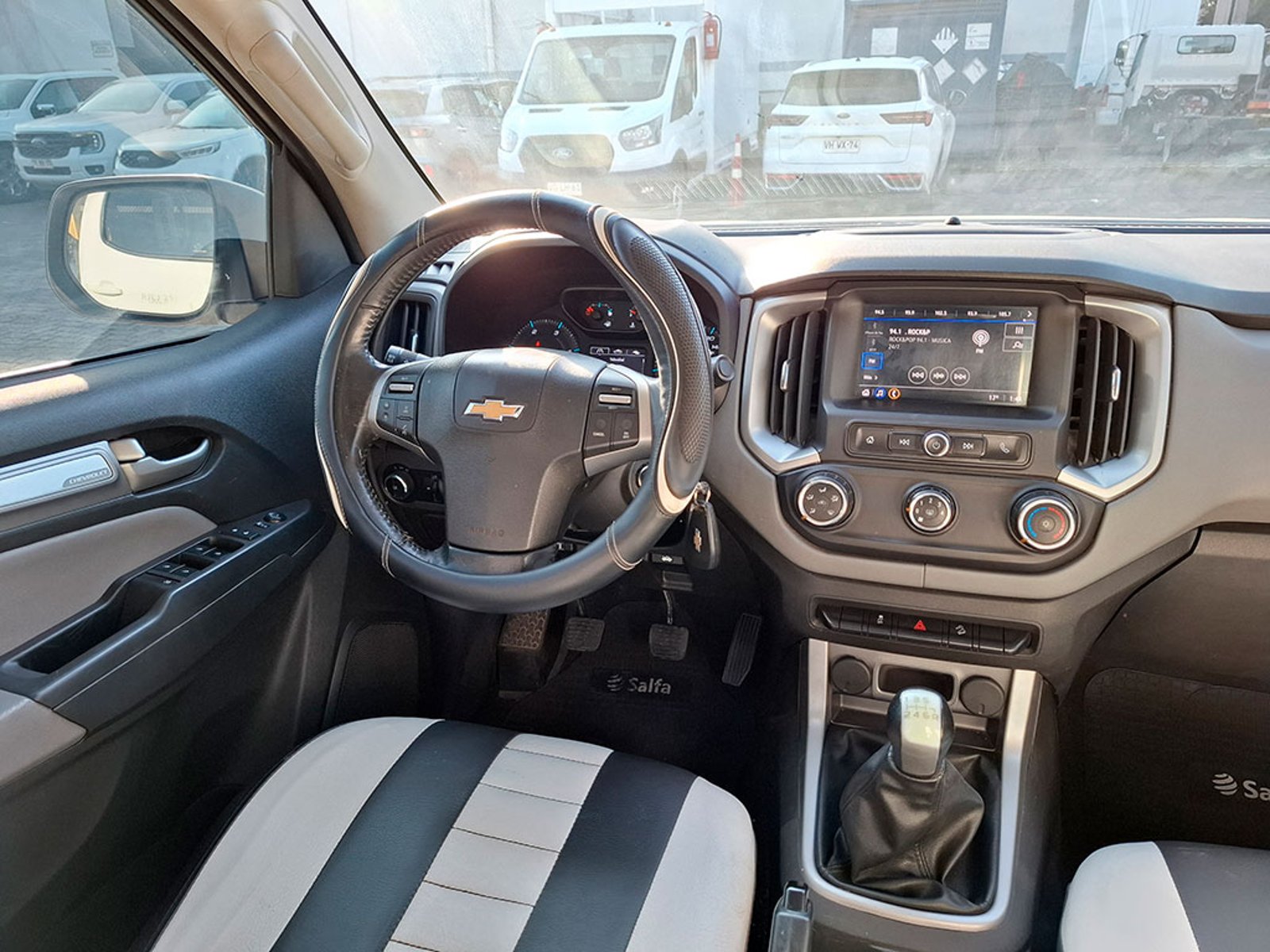 CHEVROLET COLORADO 2.8 LT MT 4X4 2022 - Imagen 10 de 20
