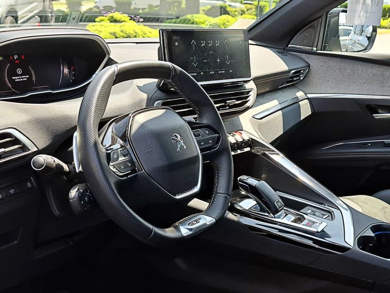 Peugeot 3008 1.6 GT 4X2 EAT6 5P 2023 - Imagen 8 de 17