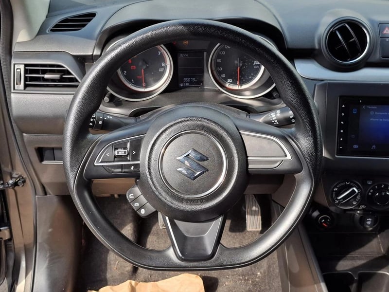 Suzuki SWIFT 1.2 2021 - Imagen 16 de 20