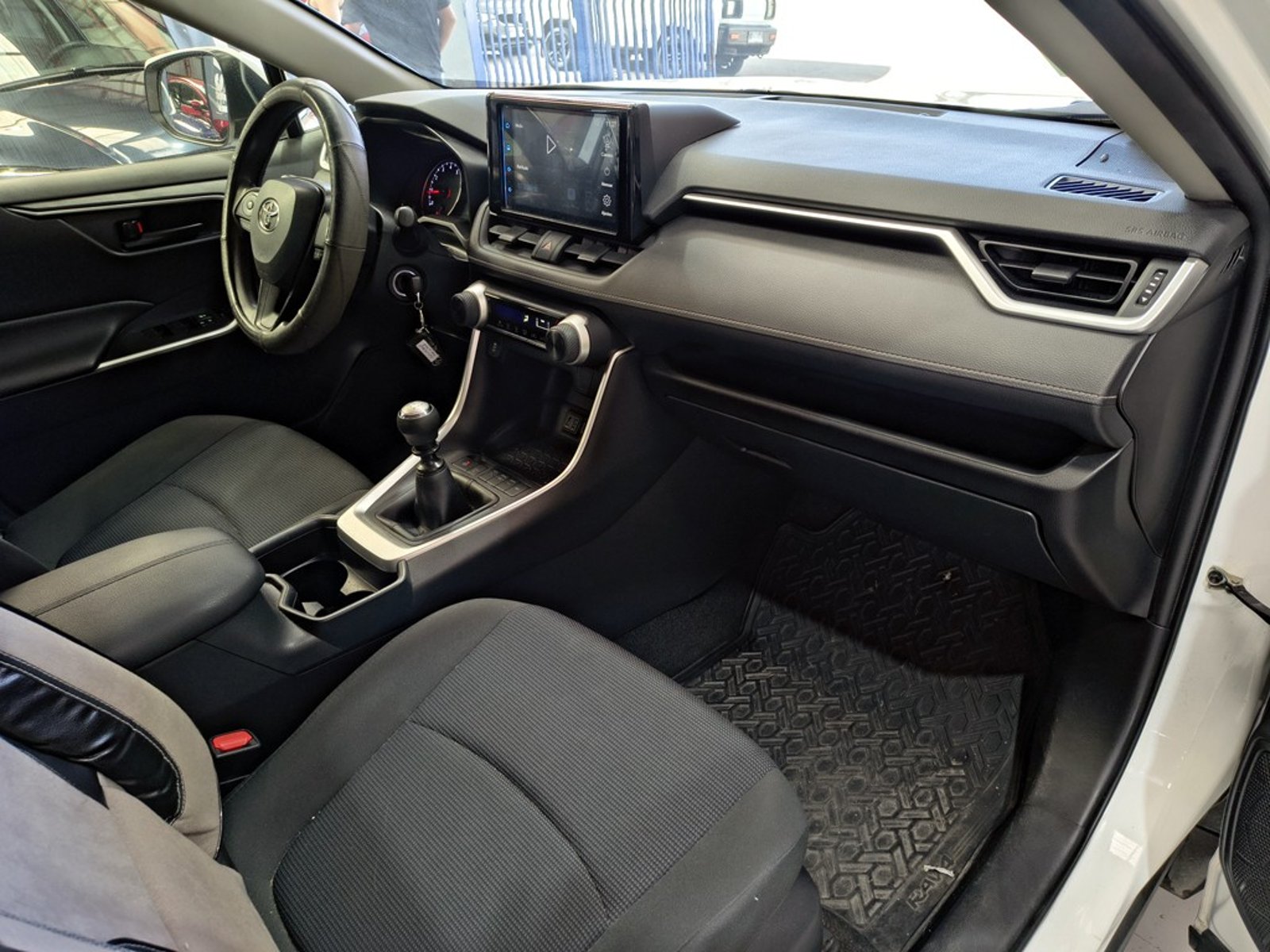 TOYOTA RAV4 2.0 2021 - Imagen 19 de 20