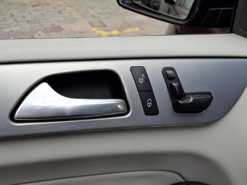 Mercedes-Benz ML 250 2.1 2014 - Imagen 12 de 20
