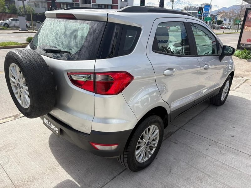 Ford ECOSPORT SE MT 2015 - Imagen 4 de 9