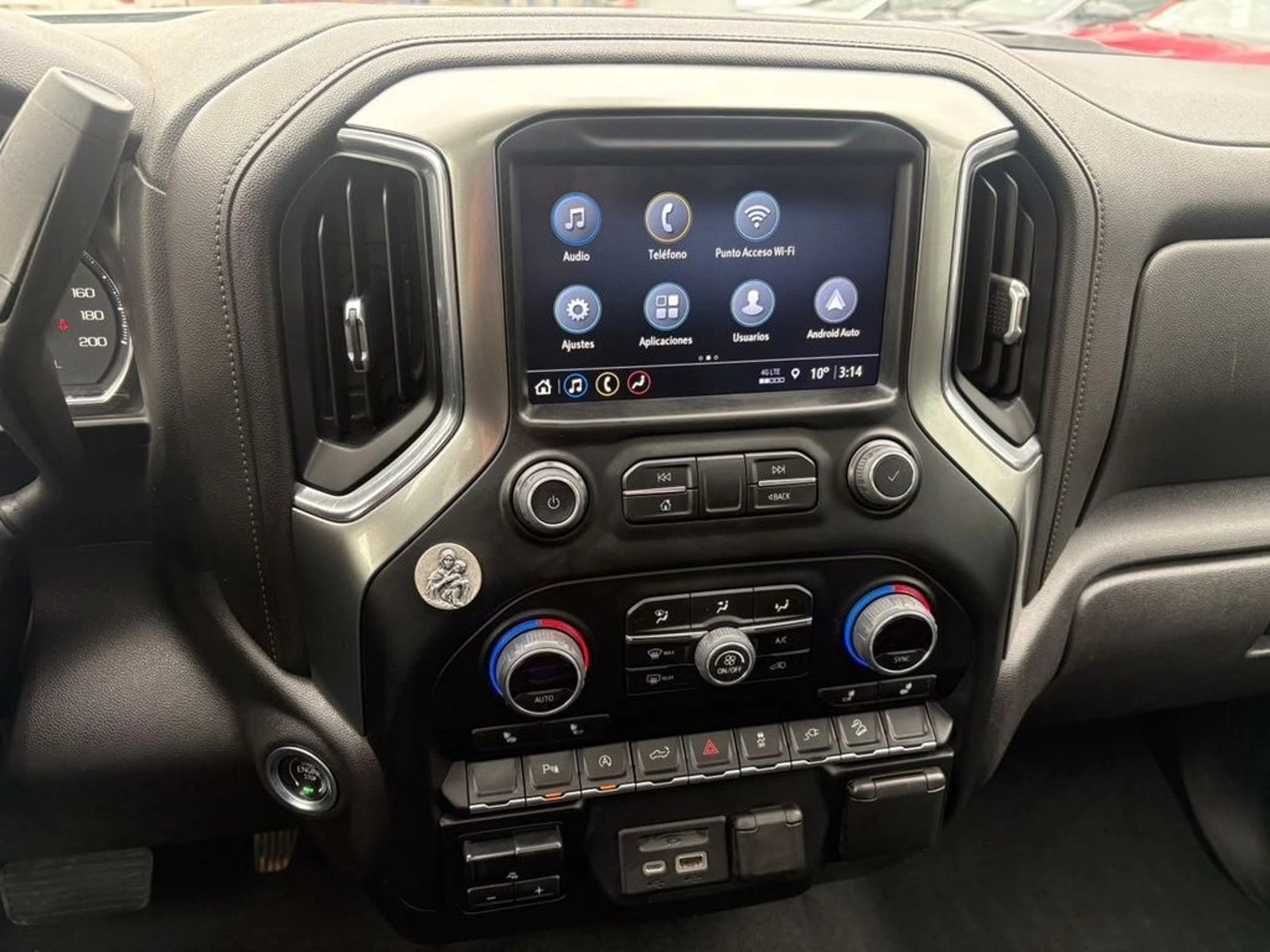Chevrolet SILVERADO 5.3 LT TRAILBOSS Z71 4X4 AT 4P 2022 - Imagen 9 de 11