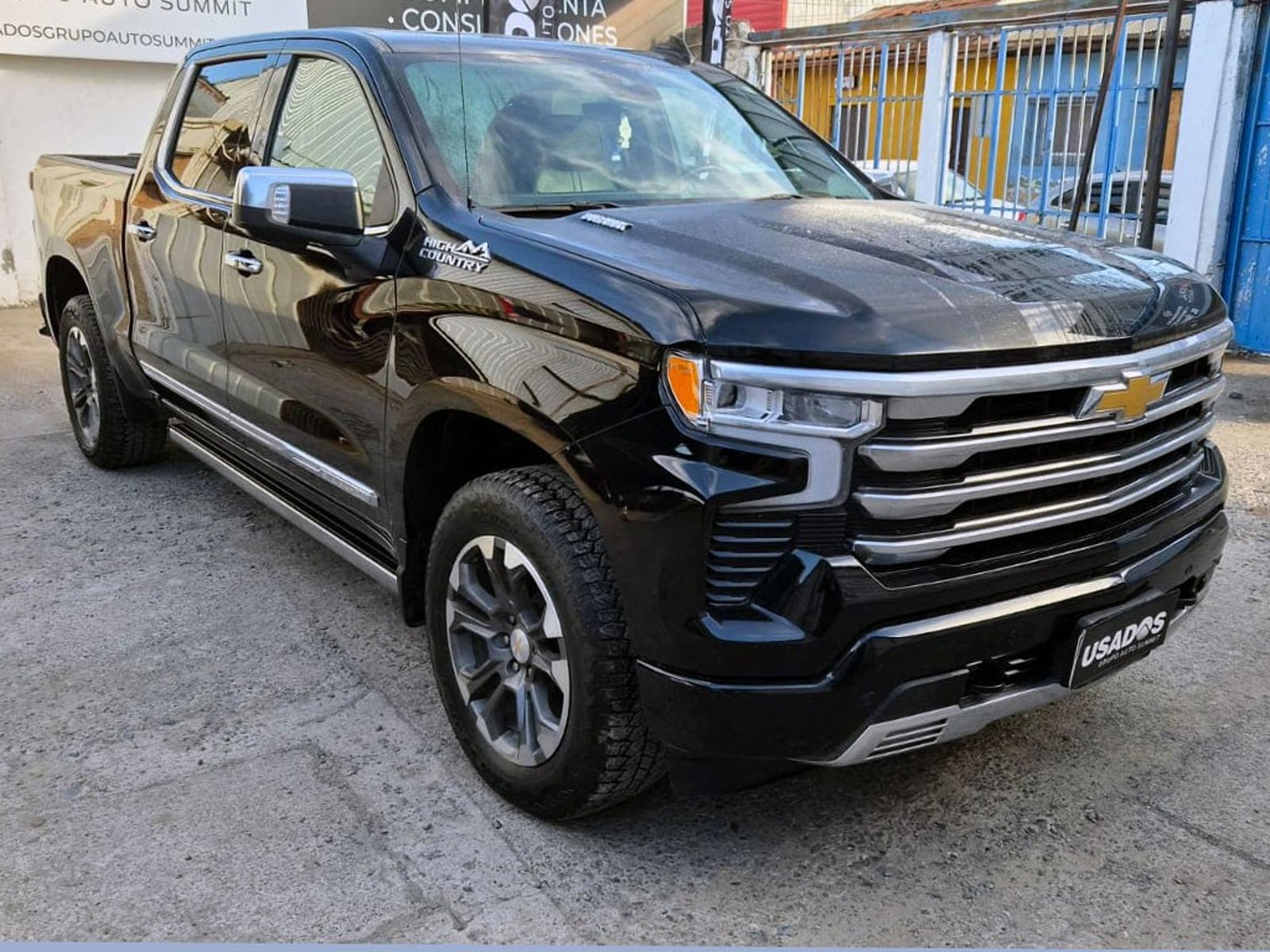 Chevrolet SILVERADO 3.0 HIGH COUNTRY 4X4 AT 4P 2025 - Foto 4 de 9