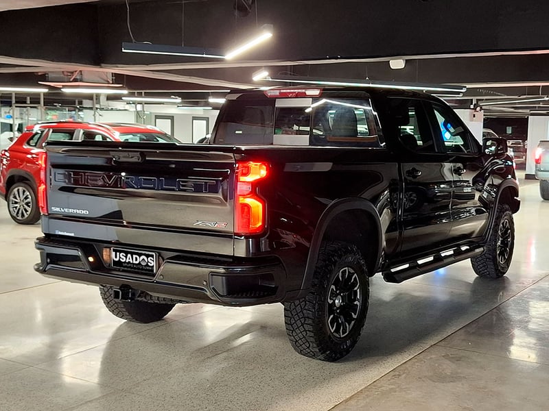 Chevrolet SILVERADO 6.2 ZR2 R 4X4 AT 4P 2026 - Imagen 7 de 20