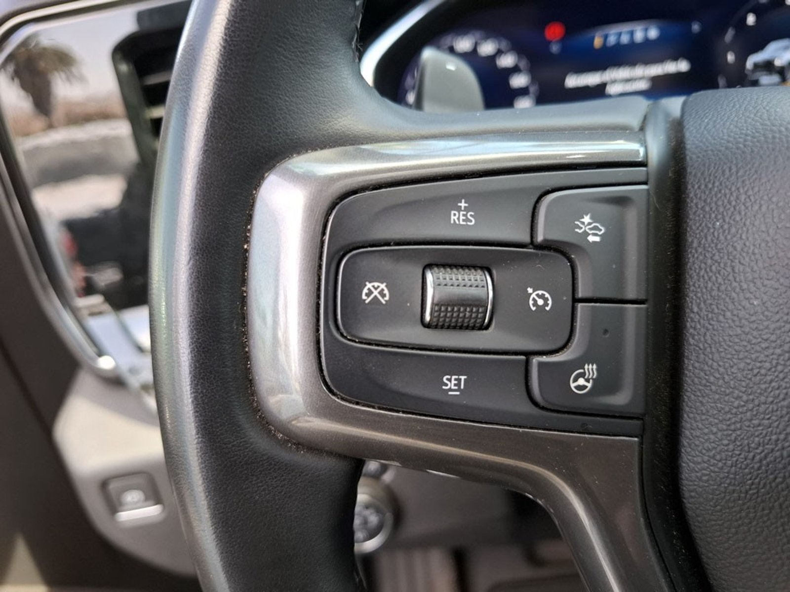 CHEVROLET SILVERADO ZR2 6.2 4X4 AUT 2024 - Imagen 14 de 20