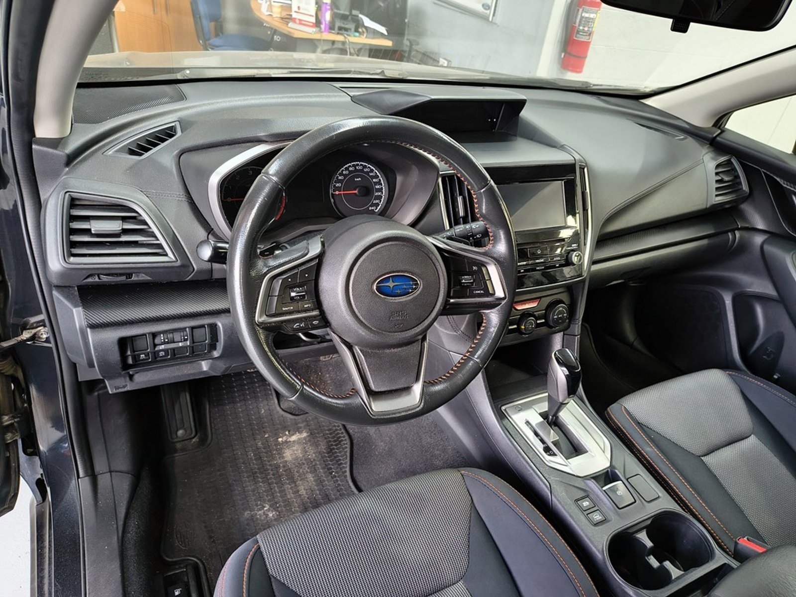 Subaru XV 2.0I CVT AWD 2018 - Imagen 13 de 20