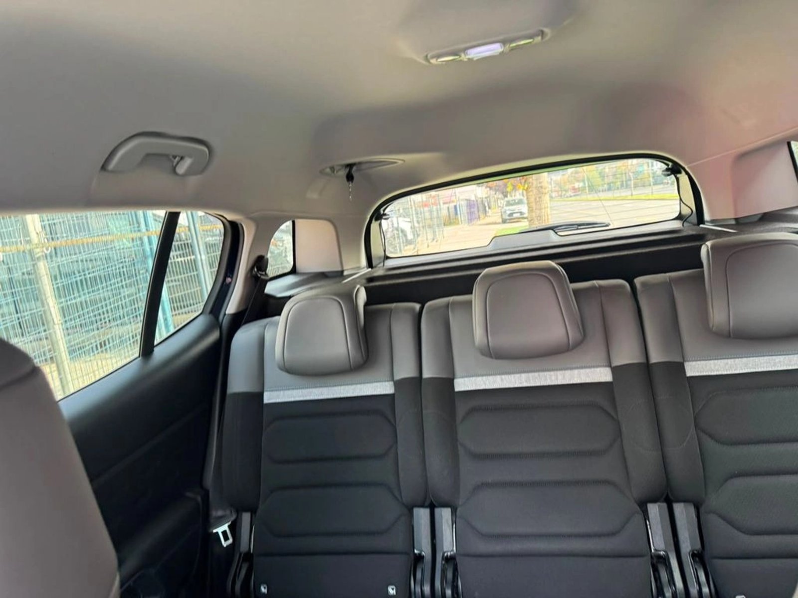 CITROEN C5 AIRCROSS Feel Pack 2023 - Imagen 13 de 16